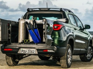 fiat_toro_freedom_flex_031